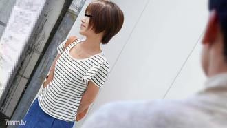  [092419_178]主婦を口説く 42〜チンコに吐息を吹きかける真面目な奥様〜    畑中沙織