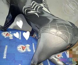  操了39岁大屁股蜘蛛侠妈妈