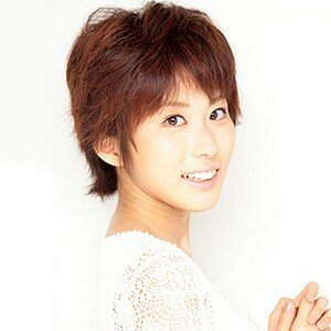 AKO-409 飒爽短发美女和初次见面的男人拍摄性爱